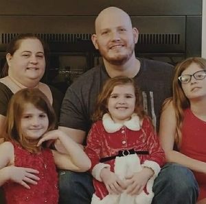 Meet your Posher, Dustin